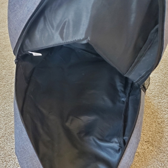 XBOX Fanfest 2018 Backpack Rare - Picture 3 of 4